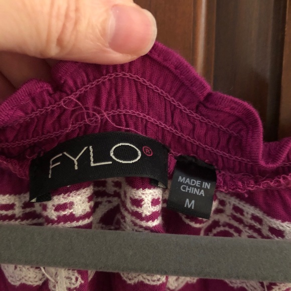 Fuscha top. Size M. Detailed embroidery and beading - Picture 3 of 6